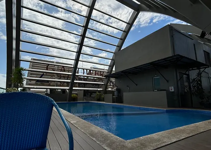 Trendy 3br Loft Along Edsa Apartment Manila